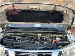 نيسان نافارا